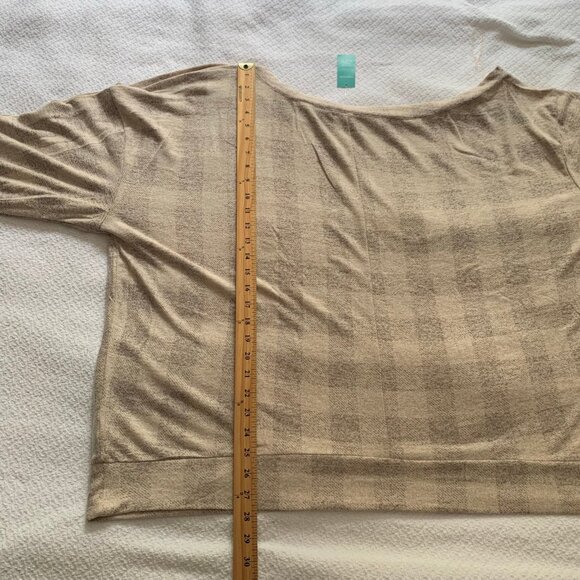 NEW Maurices tan plaid elbow sleeve stretchy button detail pullover top shirt - Picture 8 of 8